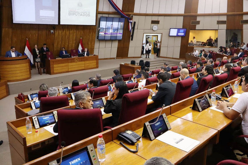 Mafia de los pagarés: víctimas presentarán pedido de juicio político a ministros de la Corte