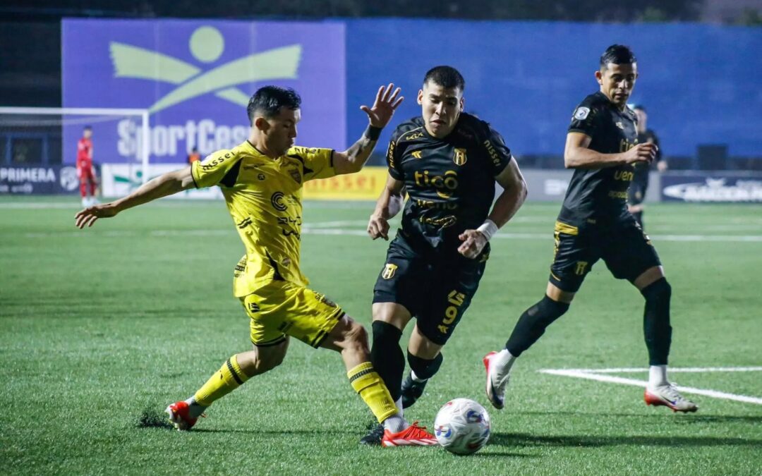 Guaraní quiere mantenerse en la punta: recibe a Recoleta en La Arboleda