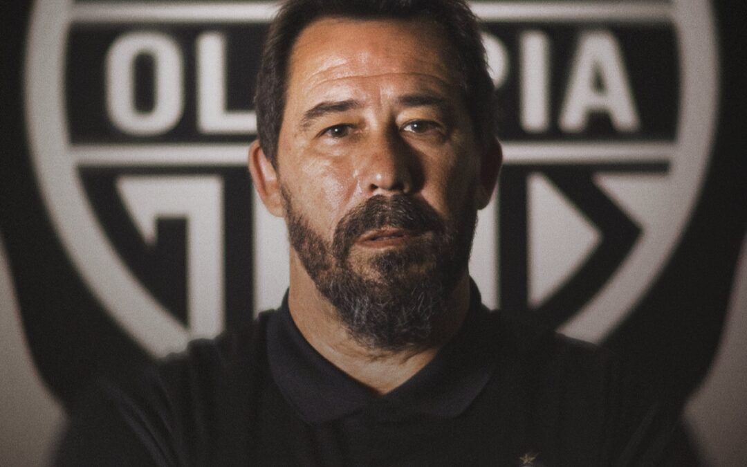 Nuevo Dt de Olimpia: “Feliz de estar en el más grande de este país”