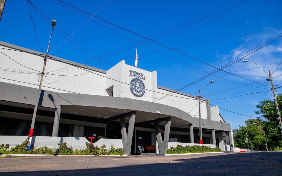 Agentes penitenciarios descubren túnel en la cárcel de Tacumbú