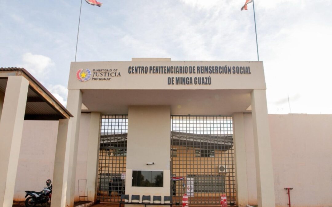 Tras fuga de reos, Ministerio de Justicia ordena intervención de penal de Minga Guazú
