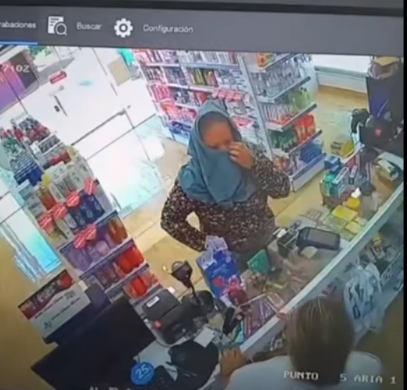 Detienen a mujer que asaltó una farmacia en Capiatá