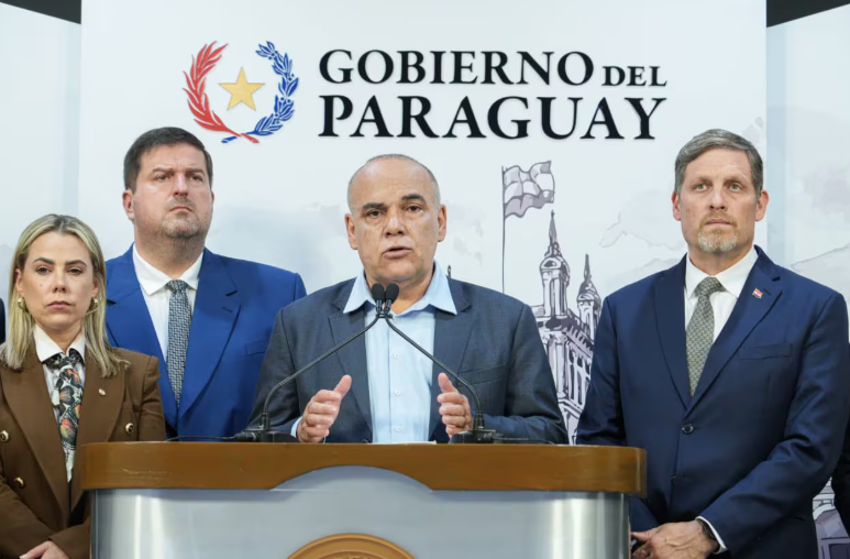 Senador Hernán Rivas solicita permiso por tiempo indefinido