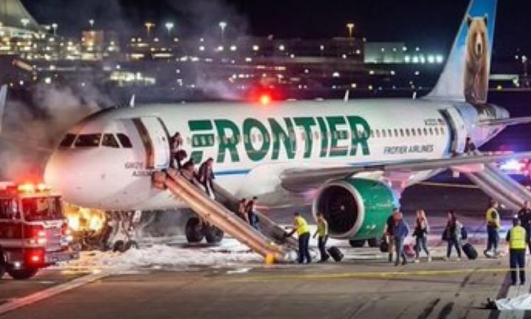 Avión atropella y mata a una persona en el aeropuerto de Denver