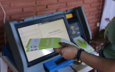 Verificación técnica de las máquinas de votación concluye sin mayores inconvenientes