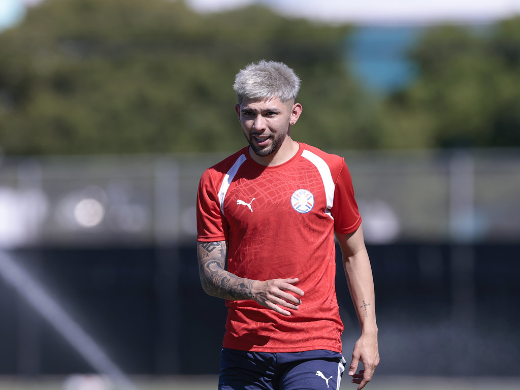 Julio Enciso podría arrancar de titular en el debu