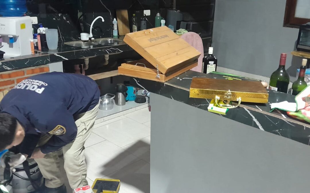 Millonario asalto en Guairá: delincuentes se llevan G. 280 millones de agente penitenciario