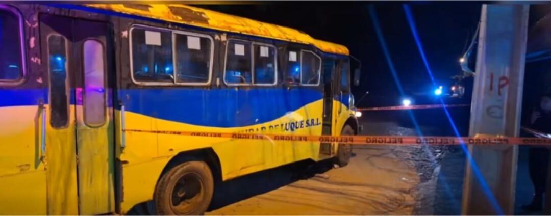 Peatón muere arrollado por bus en Limpio