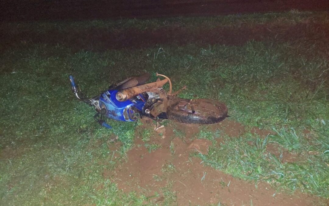 Motociclistas mueren tras ser atropellados por conductor que se dio a la fuga