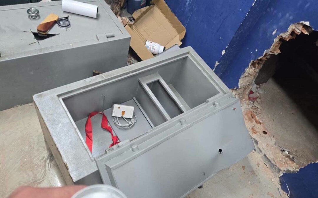 Malvivientes hicieron boquete para robar una galería y una casa de cambios en CDE