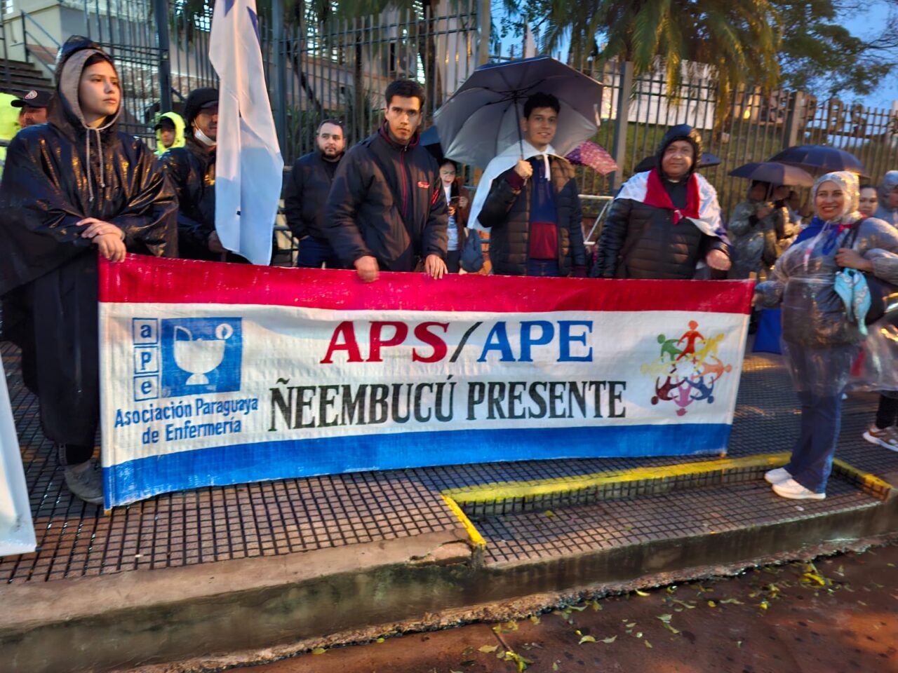 Enfermeras se movilizan por la desprecarización laboral
