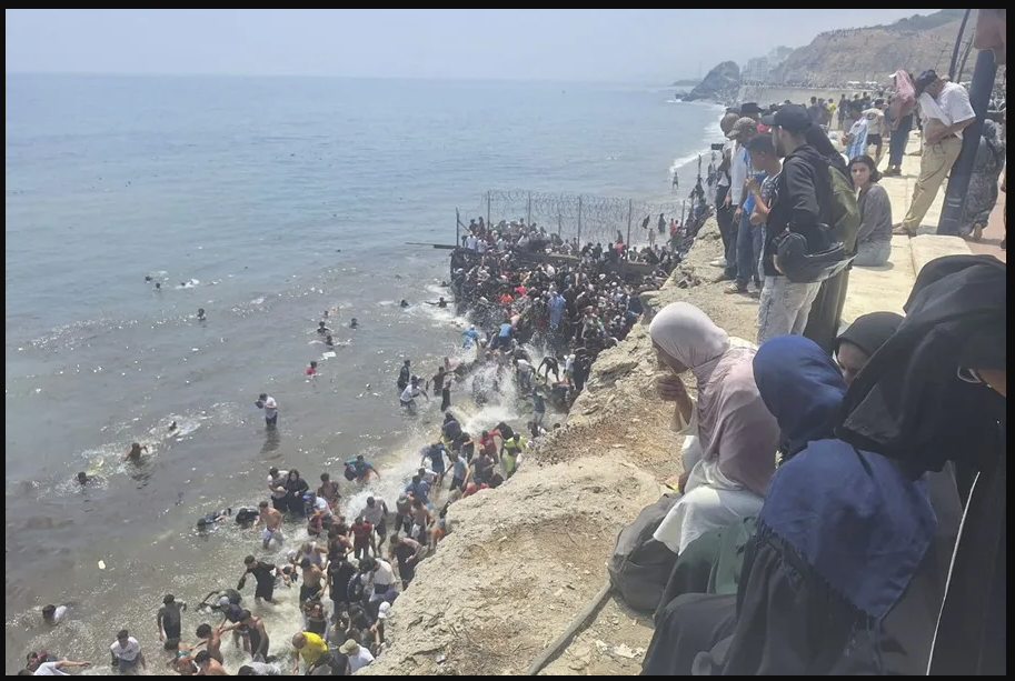 España: 49 mil migrantes cruzaron desde Marruecos en solo 24 horas