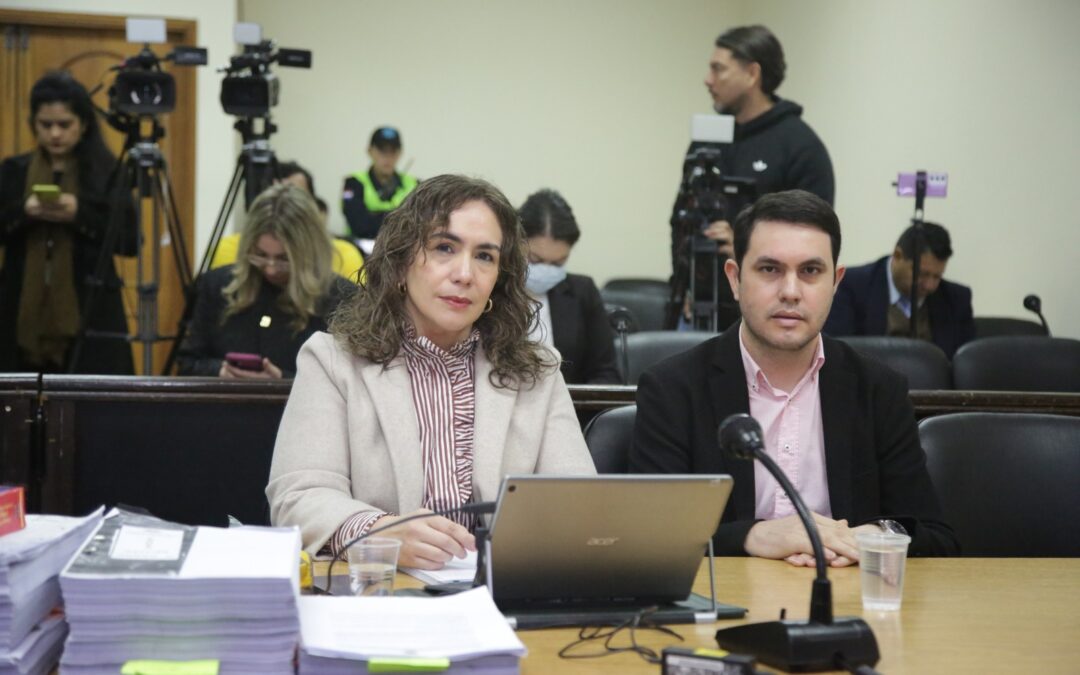Título falso: Kattya González prestó declaración testifical en el juicio de Hernán Rivas