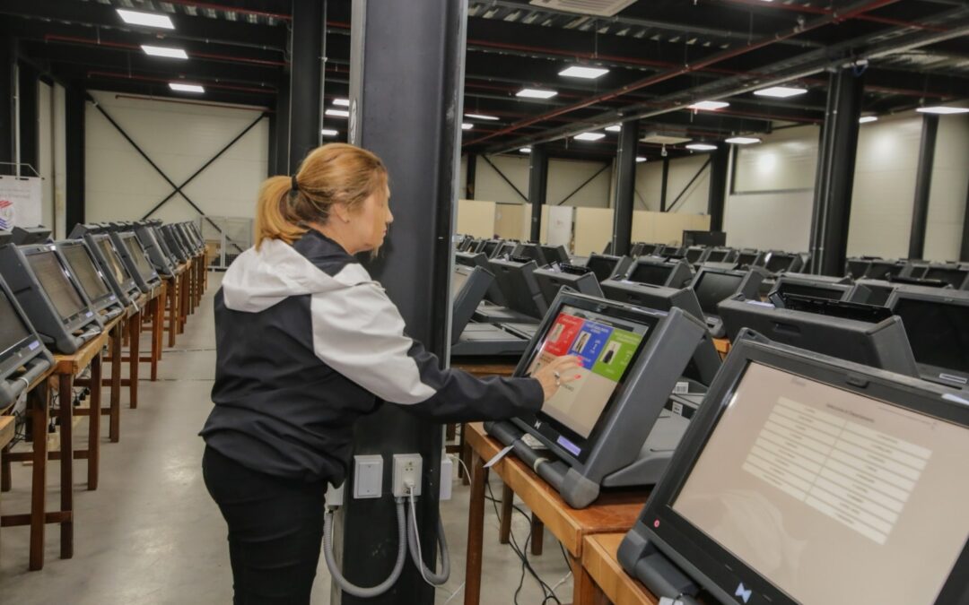 Elecciones municipales: TSJE culminó verificación de datos de los candidatos
