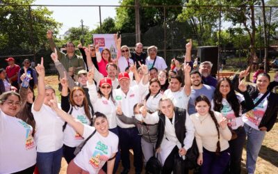 “Camilo en tu barrio”: Pérez llevó servicios sociales a Viñas Cué