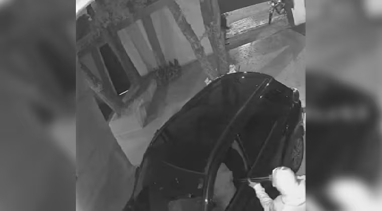 Violento asalto con toma de rehén: delincuentes se llevaron un vehículo y dinero en efectivo